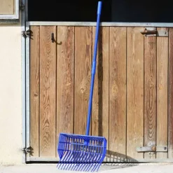 Cheval Energy - Les Equipements Cheval Energy Fourche à Copeaux Plastique - Bleu Discount